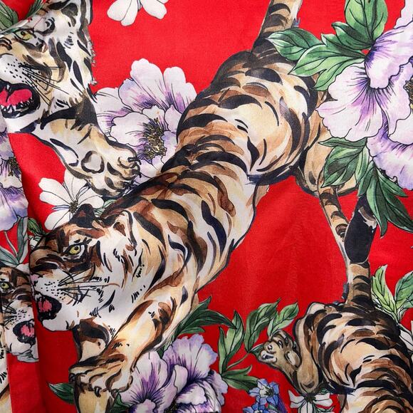 BoohooMAN Floral Tiger Sateen Bomber Jacket - Picture 8 of 12